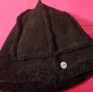 UGG Bucket Hat